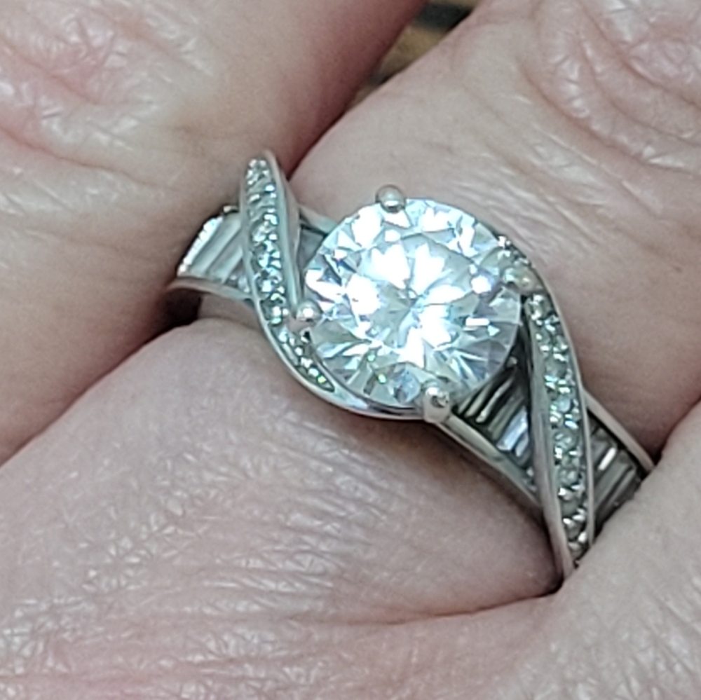 JOSE HESS | Sterling Silver Rhodium Plated CZ Ring, Sz. 7